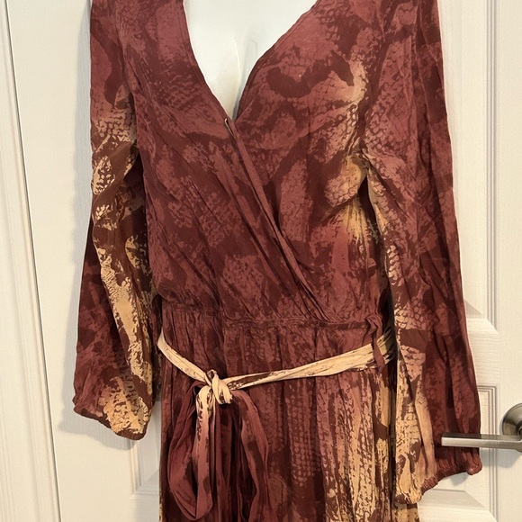 Full Length Rayon Dress - Picture 5 of 9